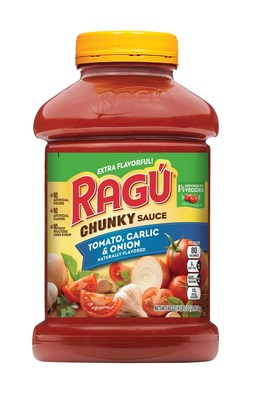 RAGU Chunky Tomato, Garlic & Basil 66oz Jar