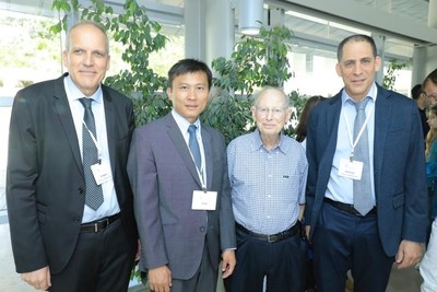 (Left to Right) Prof Uri Banin, Chair, former Founding Director of Hebrew University Center for Nanoscience and Nanotechnology (HUCNN), Prof. Yi Cui, Dan Maydan Prize in Nanoscience 2019 Laureate, Dr. Dan Maydan, former president of Applied Materials and Chairman of the Israel National Nanotechnology Initiative, and Uriel Levy, Director of HUCNN