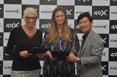 (Left, Center) Marlis Kieft and Juliane de Boer, CEOs of Filmpalast / (Right) JongRyul Kim, CEO of CJ 4DPLEX
