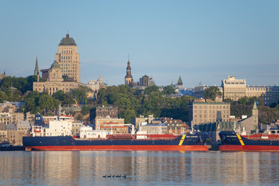 Pionnier du transport maritime durable : Desgagnés baptise et inaugure deux navires de classe polaire à bicarburation/GNL