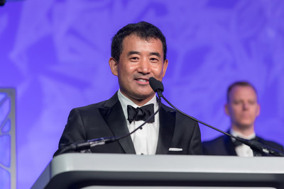AA Metals President and CEO, Dr. Jack Cheng, accepting the 2019 Entrepreneur Of The Year® Award. Photo credit: EY