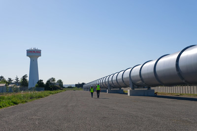 HyperloopTT reveals full-scale system in Toulouse, France
