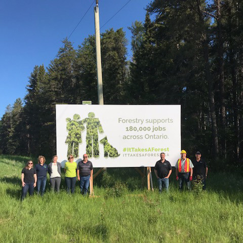 From left to right : Stephanie Parzei (EACOM), Jenny Tallman (CCSIC), Chantal Alkins (Obishikokaang Resources Corporation), Dianne Loewen (Domtar), Dave Legg (Dryden Forest Management), Scott Jackson (Forests Ontario), Mike Maxfield (Resolute Forest Products), Keith Proctor (Louisiana-Pacific) (CNW Group/Forests Ontario)