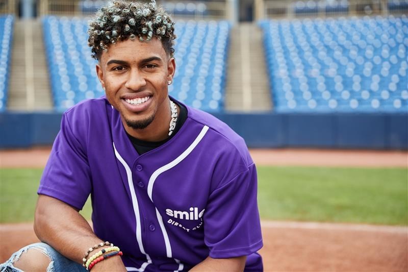 Smile Direct Club Teams Up With Baseball Favorite Mr Smile Francisco Lindor To Spread The Confidence Boosting Power Of A Smile