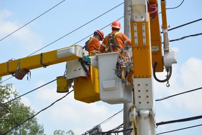 Alectra Utilities is joining electricity companies across Canada to recognize July 10 as the industry-wide celebration of Canadian lineworkers. (CNW Group/Alectra Utilities Corporation)