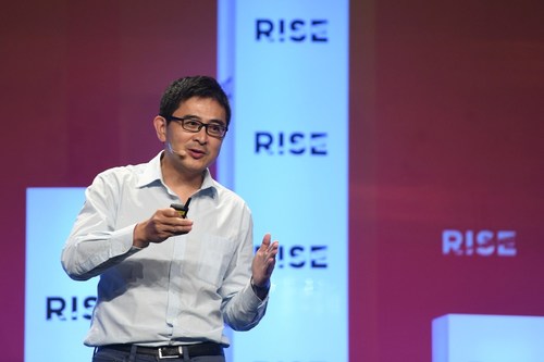 Fischer Chen, CFO of Hellobike, speaks at RISE 2019