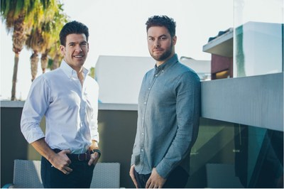 Fifth Wall聯合創辦人兼管理合夥人Brendan Wallace和 Brad Greiwe在公司洛杉磯總部的合影。