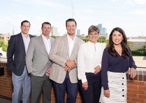 From left-to-right: David Corley, Industrial Brokerage Associate; David De Carion, Vice President; Gibson Terry, Summer Intern; Lori Loftis, Client & Transaction Manager; Sarah LanCarte, Founder (photo courtesy of Brian Hutson Photography)