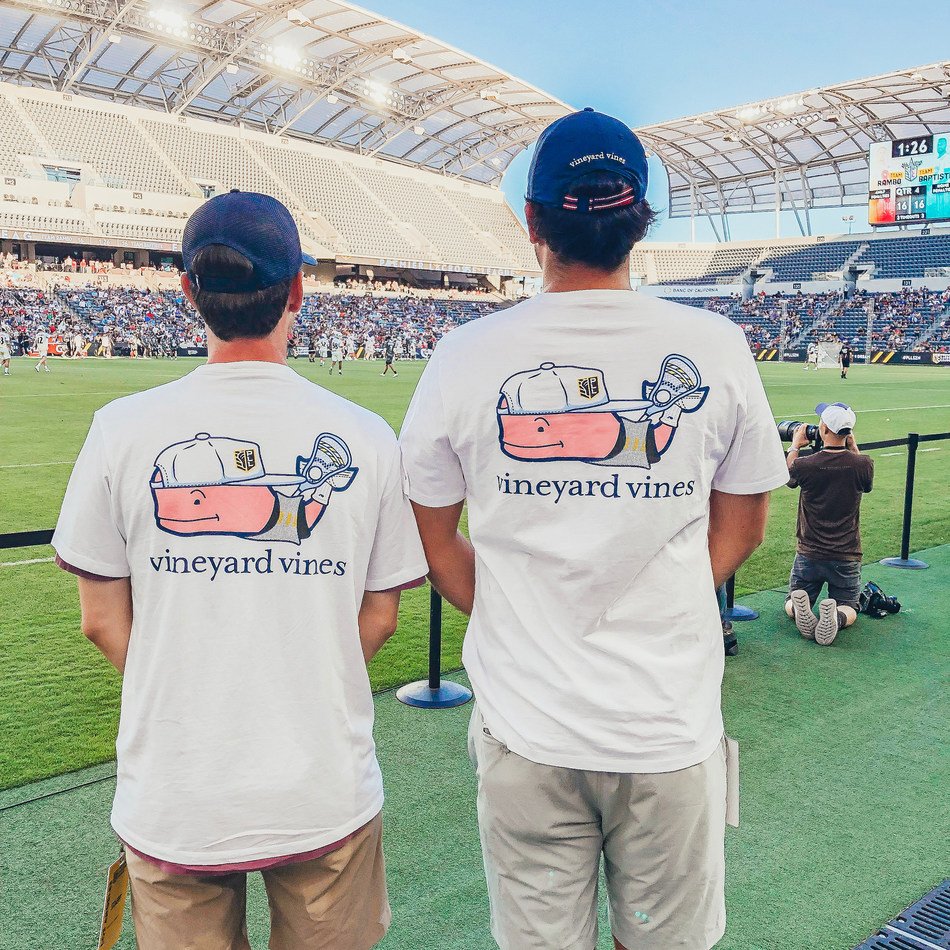 vineyard vines packers