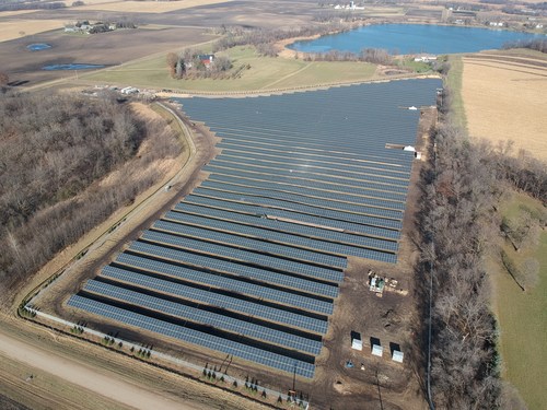 Porter Way Community Solar Garden (Array 1 of 3), Waconia, Minnesota, 3.943 MW