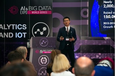 Dr. Wei Cui giving a speech at AI and Big Data Conference in London