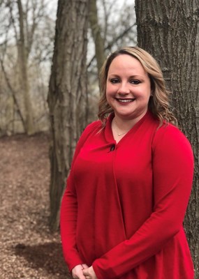 Samantha Hicks, MA, LCPC, CADC, Assistant Director of Clinical Services, Timberline Knolls Samantha Hicks, MA, LCPC, CADC, Assistant Director of Clinical Services, Timberline Knolls