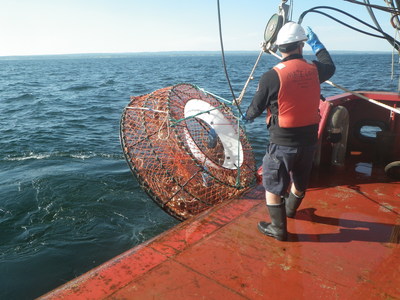 Successful three-day Operation Ghost recovers 101 traps and nine kilometres of rope from the water in the Gulf of St. Lawrence (CNW Group/Fisheries and Oceans (DFO) Canada)