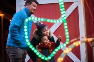 Conner Prairie Lights up A Merry Prairie Holiday With Donation of Reynolds Christmas Lights