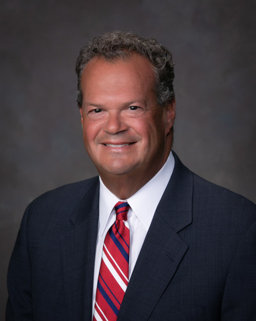 Louis L. Weinzelbaum joins Old Second National Bank