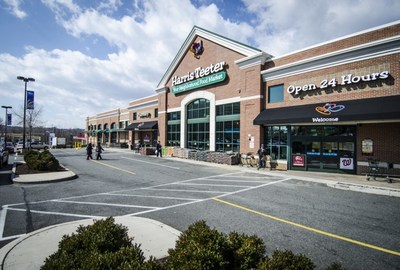 Harris Teeter at Shoppes at Foxchase