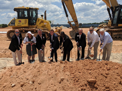 L/R: Damian Bailey, Cabot Properties, KC Krzic, Rockdale Planning and Development, Steve Vallarelli, Cabot Properties, Jon Viner, President BioLab, Oz Nesbitt, Chairman Rockdale County Commission, Jerry Daws, Republic Property Company, Joe Matthews, Arco Design Build, Marty Jones, Chairman Rockdale Economic Development