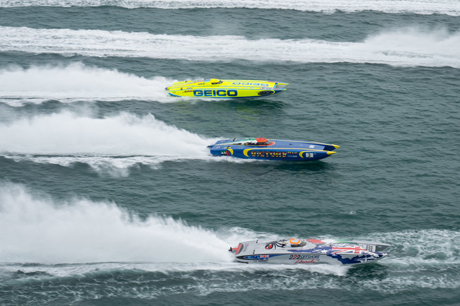 Class One boats during the start of the 2019 Sarasota Grand Prix. The third race in the APBA Offshore Championship Series took place along Lido Beach in Sarasota, FL July 6-7.