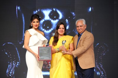 The 1st edition of India’s Most Preferred Jewellers ( IMP ) initiative for the retail jewellery segment in 2017 was marked by the presence of industry experts and renowned celebrities from the B-Town
