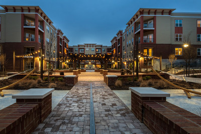 The Aster Apartments located in Cary, N.C. offers Garden Style, Mid-Rise, and Townhomes.