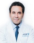 Dr. Paul Nassif, Star of E!'s Botched Announces NassifMD Dermaceuticals™ Detox Pads Included in the Fall FabFitFun Box