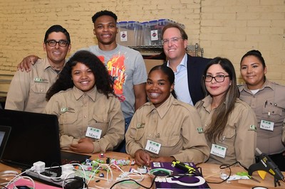LA Conservation Corps launches Westbrook/Brownstein Green Tech Program.