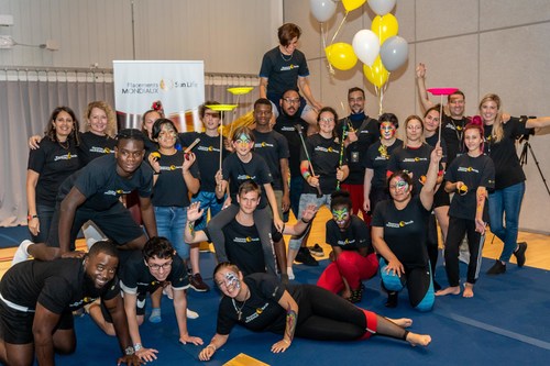 Invited by Sun Life Global Investments, young people from the Boys and Girls Club from Longueuil took part in an exclusive camp at Cirque du Soleil headquarters today, and were given the opportunity to test their acrobatic skills. (CNW Group/Sun Life Global Investments (Canada) Inc.)