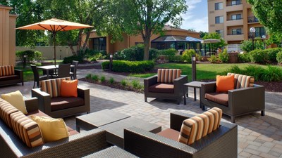 The Courtyard Columbus/Worthington features a terrace for guests to enjoy the weather on a beautiful day.