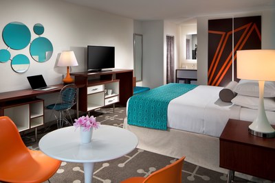 Marking its largest design-refresh in more than 25 years, Howard Johnson by Wyndham’s newly redesigned retro-cool guestrooms give a playful nod to the nostalgic days of orange roofs, ice cream and family road trips.