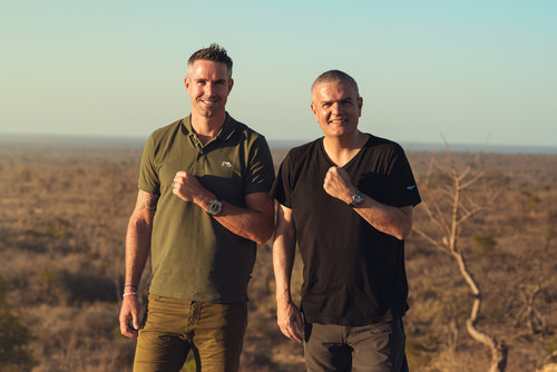 Hublot has joined in partnership with Kevin Pietersen and SORAI (Save Our Rhinos Africa and India) to protect the rhinoceros, which is facing extinction.