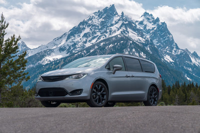 Digital Trends Names Chrysler Pacifica and Dodge Durango SRT ‘Best Family Cars for 2019’