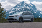Digital Trends Names Chrysler Pacifica and Dodge Durango SRT 'Best Family Cars for 2019'