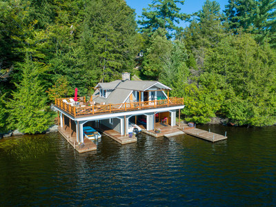 On August 30th, this 3-acre, lakefront compound with more than 420 ft on upstate New York’s Saranac Lake will be sold at a live auction without reserve. Previously asking $3.9 million, the property is one of two being sold by Platinum Luxury Auctions on behalf of sellers William and Beth Zollars. Mr. Zollars was formerly CEO at YRC Worldwide, Inc., a publicly-traded, global shipping giant. Learn more at NewYorkLuxuryAuction.com.