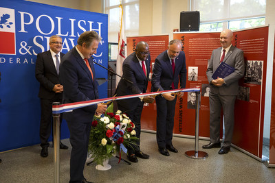 From left - PSFCU Board Chairman Matyszczyk, Hon. Rodney E. Hood and Consul General Golubiewski cut the ceremonial ribbon