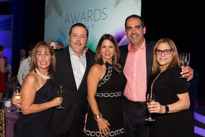 El equipo FASTSIGNS® de Puerto Rico es reconocido por la Asociación Internacional de Franquicias (IFA) como el Franquiciado del Año