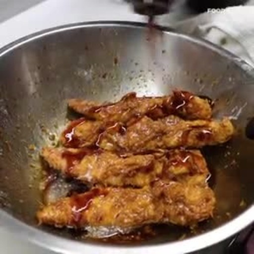 FOODBEAST News Video of Michin Dak's Korean Fried Chicken Taco w/ Ranch, showcasing one of the stops on the Coast 2 Coast Ranch Tour, presented by Hidden Valley® Ranch.
