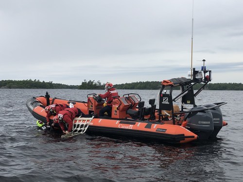 Canadian Coast Guard IRB crew from Brebeuf Island during a training exercise on Georgian Bay. The IRB season in Ontario closed for the season on September 4, 2019. (CNW Group/Fisheries and Oceans Central & Arctic Region)