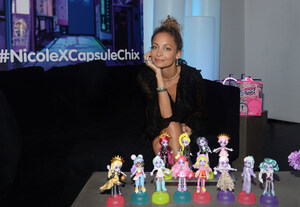 Nicole Richie Dials Up Her Style With Capsule Chix