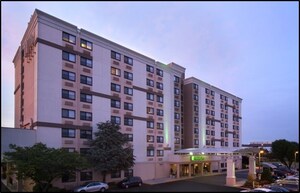 Walker &amp; Dunlop Provides $14 Million in Acquisition Financing for Hotel Property Adjacent to Major Airport in Newark, New Jersey