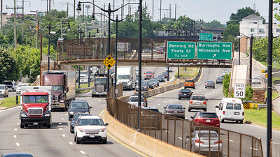Highway 295 in Washington, D.C., was named a "Risky Road" on the 15th annual Allstate America's Best Drivers Report. To spur positive change in communities, Allstate is lending a hand by offering $150,000 in grants that can be used for safety improvement projects on these 15 "Risky Roads." (PRNewsfoto/Allstate)