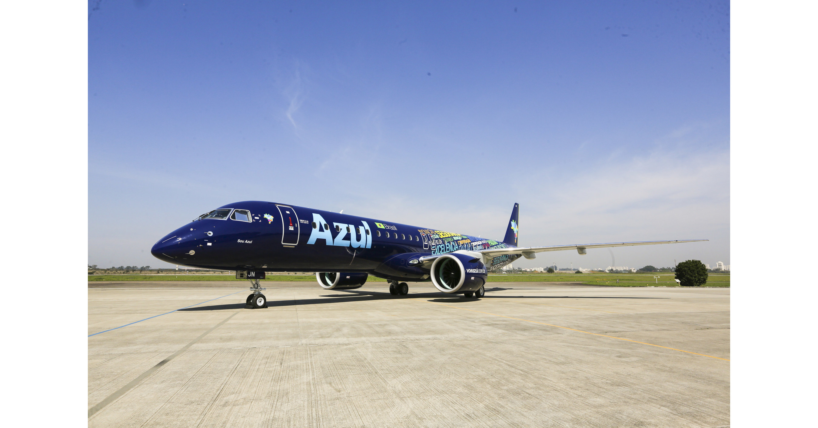 Azul Celebrates Delivery of First Embraer E195-E2 Aircraft Powered