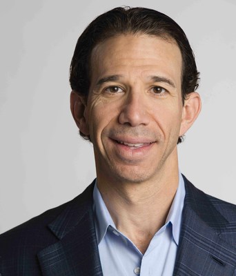 Lee Applbaum, Chief Marketing Officer, Surterra Wellness. Lee Applbaum, Chief Marketing Officer, Surterra Wellness.