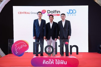 From Left to Right: Mr. Yol Phokasub, President of Central Group, and Director of Central JD Fintech Holding Ltd.; Mr. Rungruang Sukkirdkijpiboon, CEO of Central JD Fintech Holding Ltd.; Mr. Simon Li, Senor Director of Overseas Business of JD Digits, and Director of Central JD Fintech Holding Ltd.