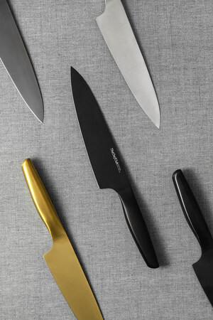 TheChefClub Launches Michelin-Star Chef Approved Pro-Grade Powder Steel Kitchen Knives with Modern Design