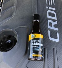 HELLA’s engine oil additive, enhanced with graphene from XG Sciences, is specially formulated to reduce wear and friction in internal combustion engines delivering a range of benefits including extended engine life, reduced engine vibration, improved power output, 50% reduction in engine wear, improved fuel economy and enhanced ride comfort.